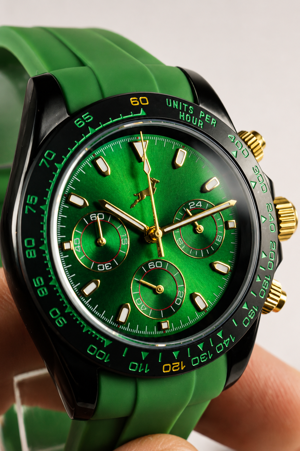 Diald springbok-inspired Chronograph